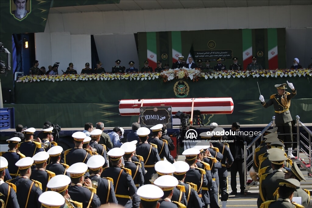 İran'da Ulusal Ordu Günü coşkusu! Tahran'da geçit töreni düzenlendi - 3