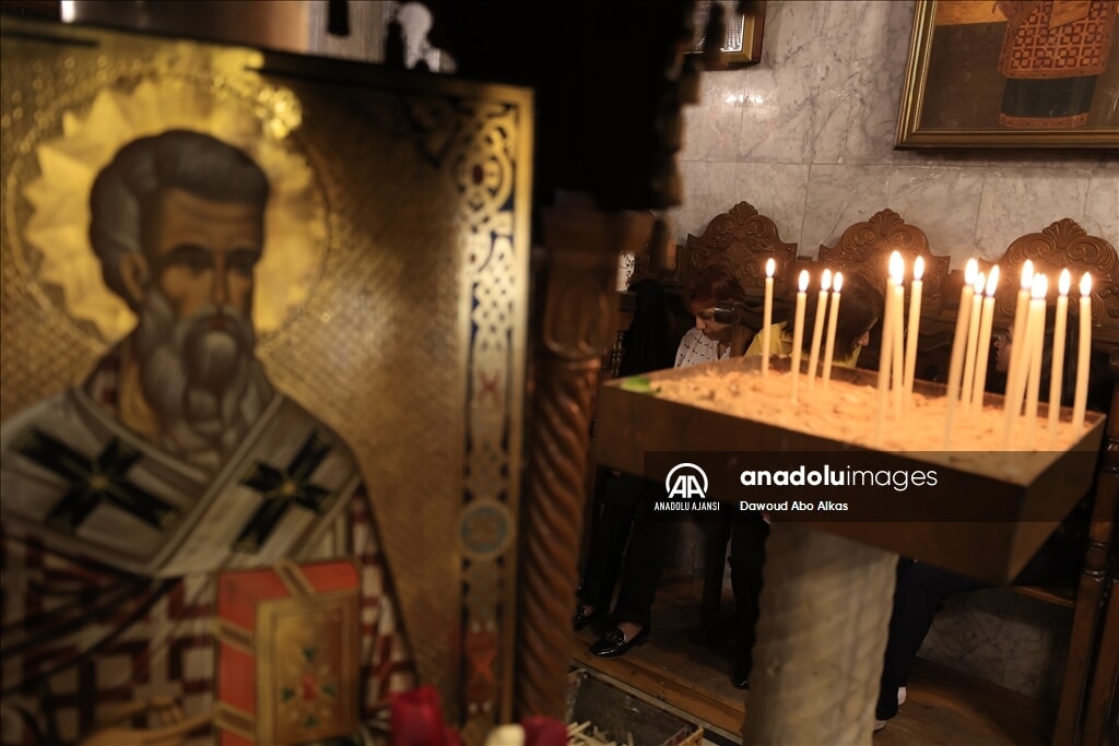 Gazze'de bombaların altında Paskalya ayini yapıldı - 5