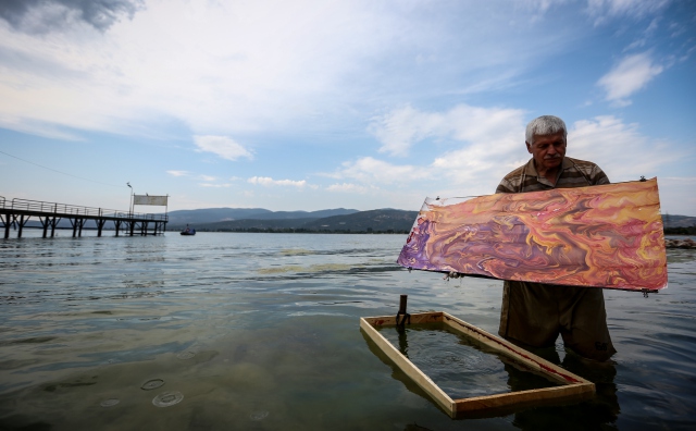 'Ebru'yu denize taşıdı - 542