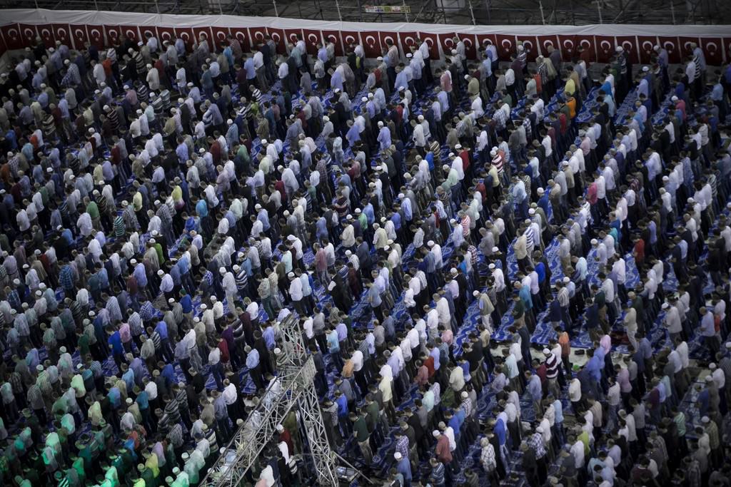 Çamlıca Camisi'nde ilk teravih namazı kılındı - 688