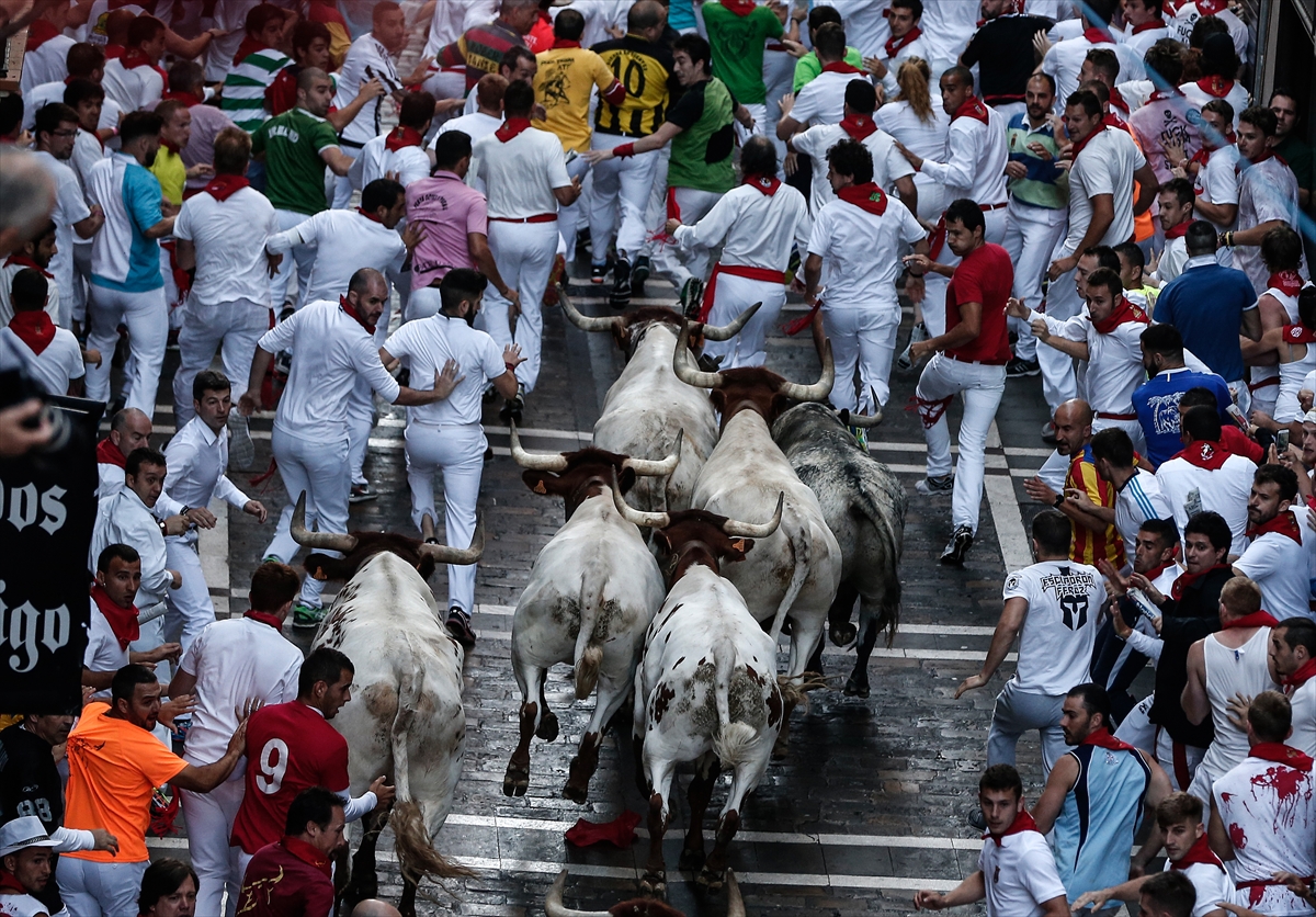 San Fermin Festivali'nde ikinci koşu tamamlandı - 555