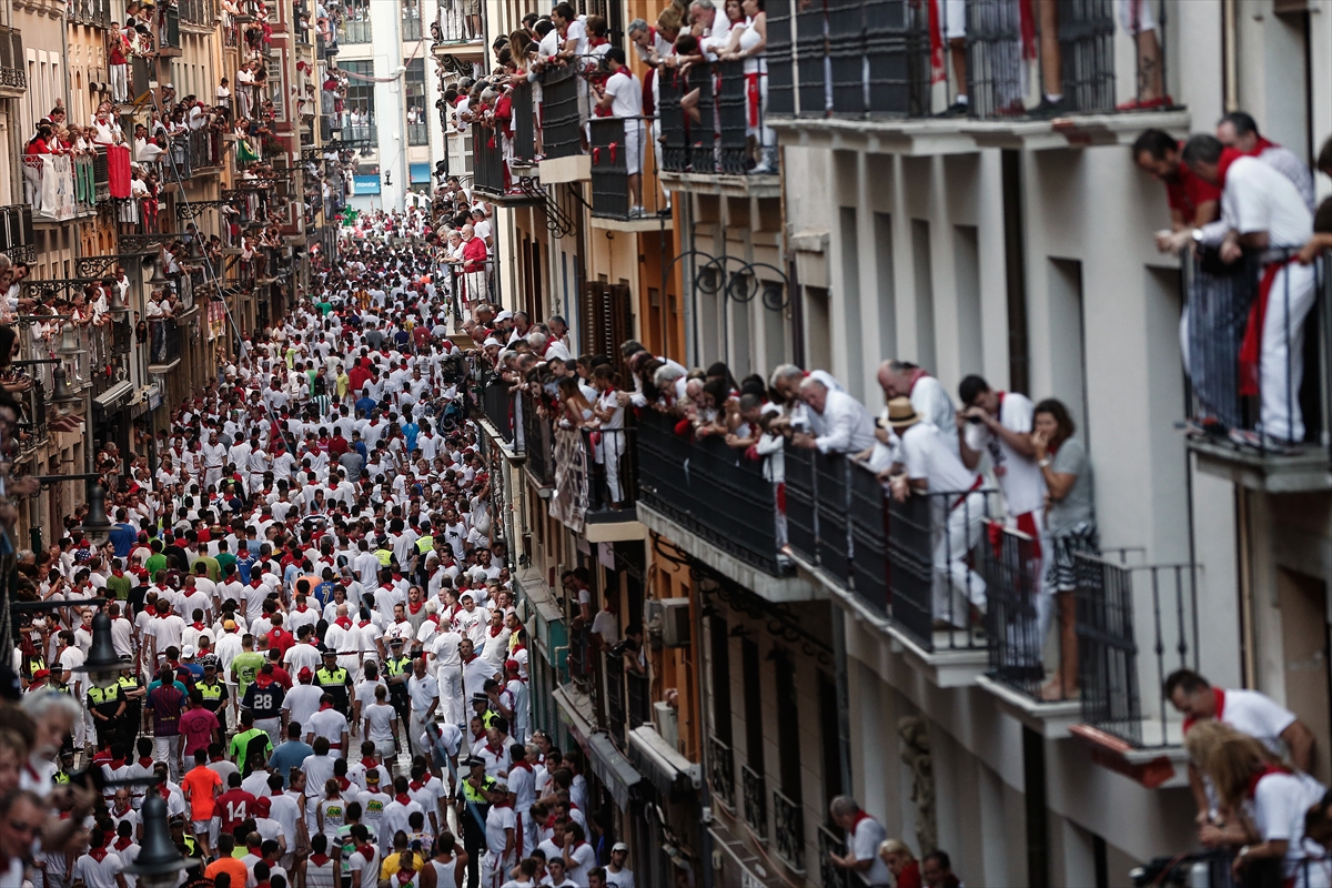 San Fermin Festivali'nde ikinci koşu tamamlandı - 877