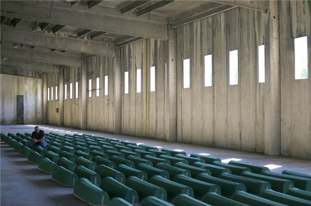 Srebrenitsa katliamının 21. yıldönümü - 19