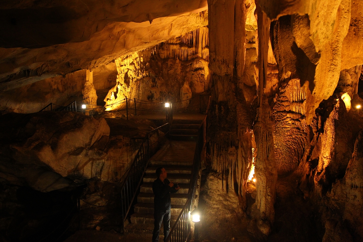 Yarasaların mağarası Dupnisa artık aydınlık - 601