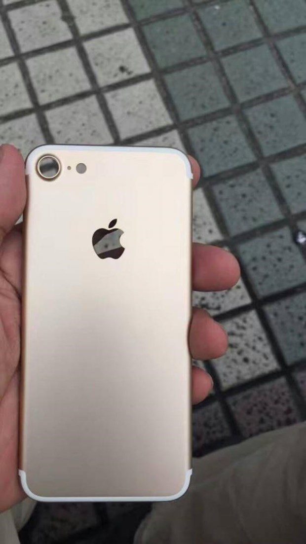 iPhone 7'nin fotoğrafı sızdırıldı - 1