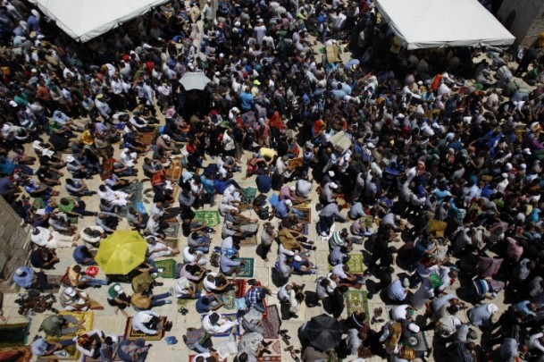 Yüzbinler Mescid-i Aksa'ya akın etti - 5