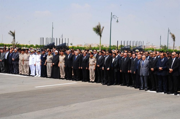 Sisi Başsavcının cenazesine katıldı - 3