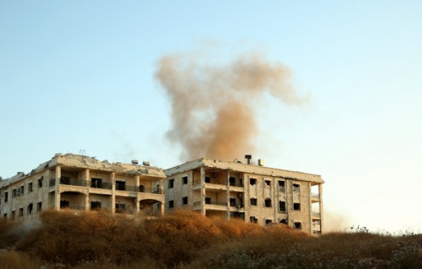 Çok sayıda askeri kontrol noktası ele geçirildi - 13