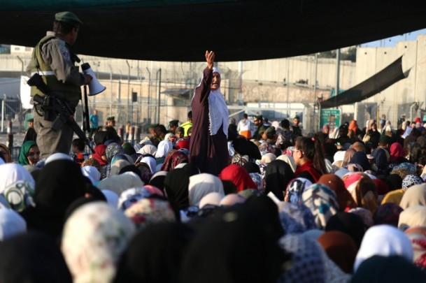 İsrail kontrol noktalarında izdiham - 10