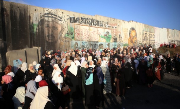 İsrail kontrol noktalarında izdiham - 4