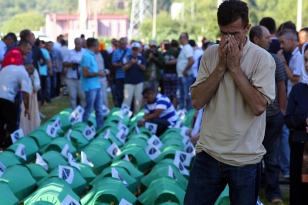 Srebrenitsa soykırımının 20. yıl dönümü - 1