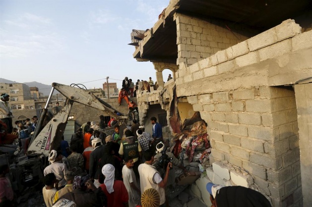 Yemen'de 21 sivil katledildi - 2