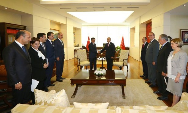 Davutoğlu CHP Genel Merkezi'nde - 14