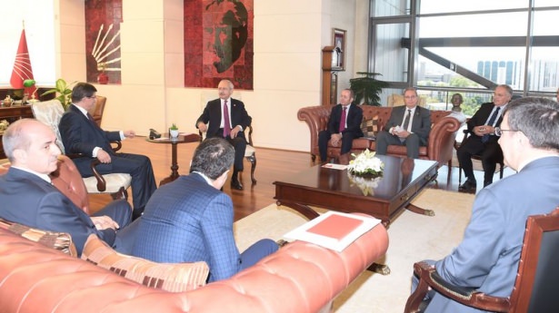 Davutoğlu CHP Genel Merkezi'nde - 18