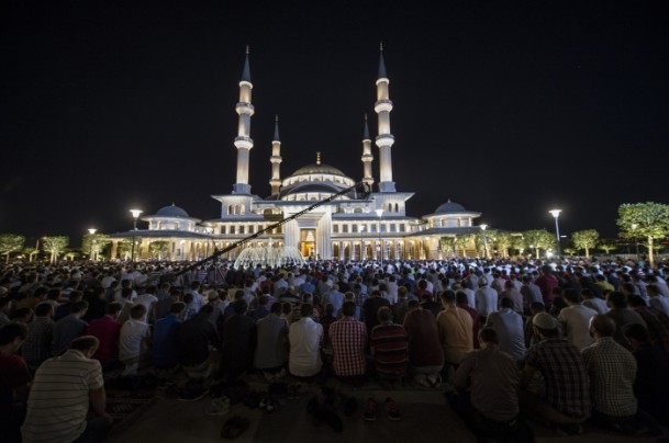 Kadir Gecesi dualarla idrak edildi - 9