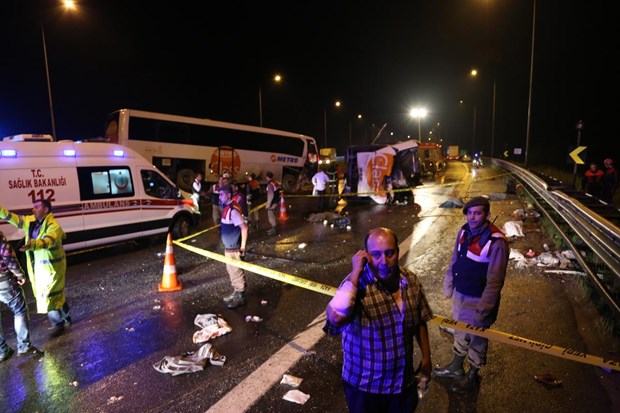 TEM'deki kaza yerinden ilk görüntüler - 7