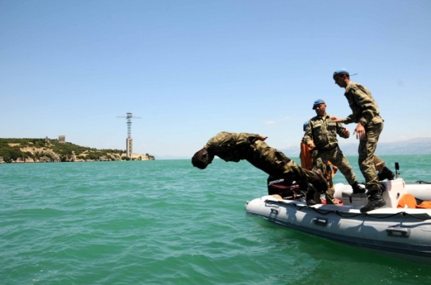 Türk komandosunun zorlu eğitimi - 884