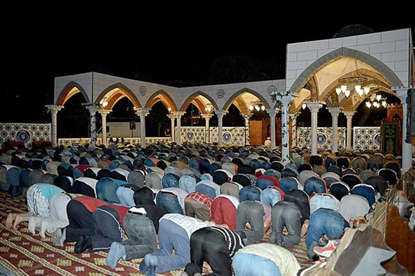 Camiler doldu taştı! - 15