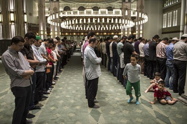 Camiler doldu taştı! - 11