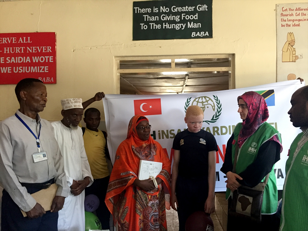 Afrika'nın beyaz insanları: Albinolar - 573