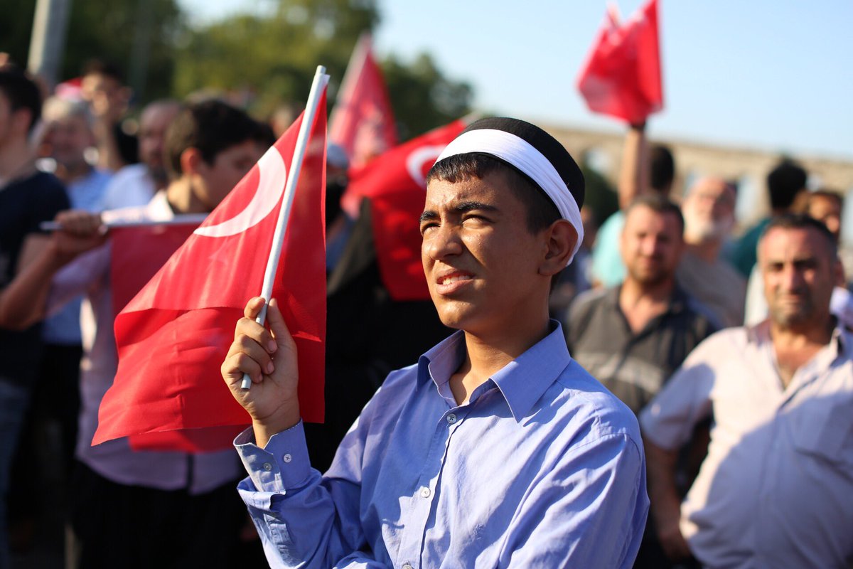 Yüzlerce kişi Saraçhane'deyd! - 6