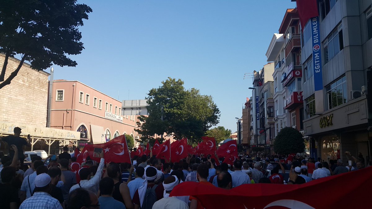 Yüzlerce kişi Saraçhane'deyd! - 28