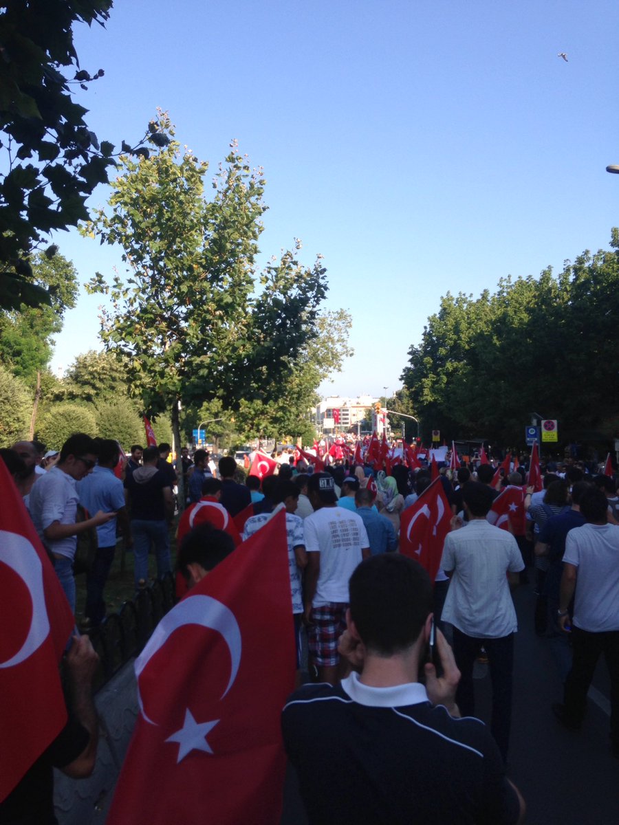 Yüzlerce kişi Saraçhane'deyd! - 20