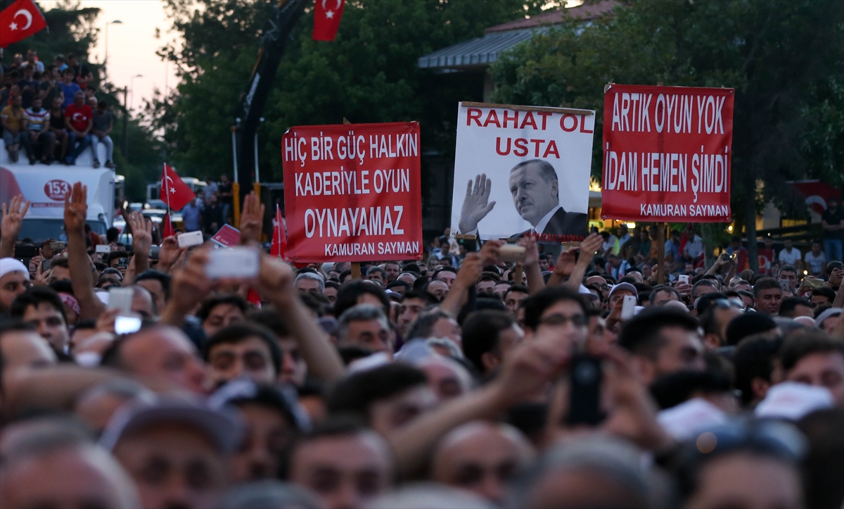 Erdoğan'ın konuşmasını böyle dinlediler - 1