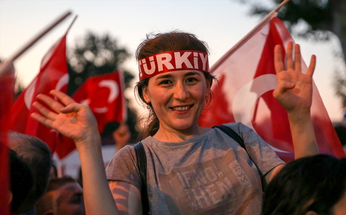 Erdoğan'ın konuşmasını böyle dinlediler - 3