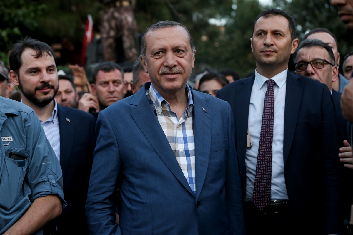 Erdoğan'ın konuşmasını böyle dinlediler - 2