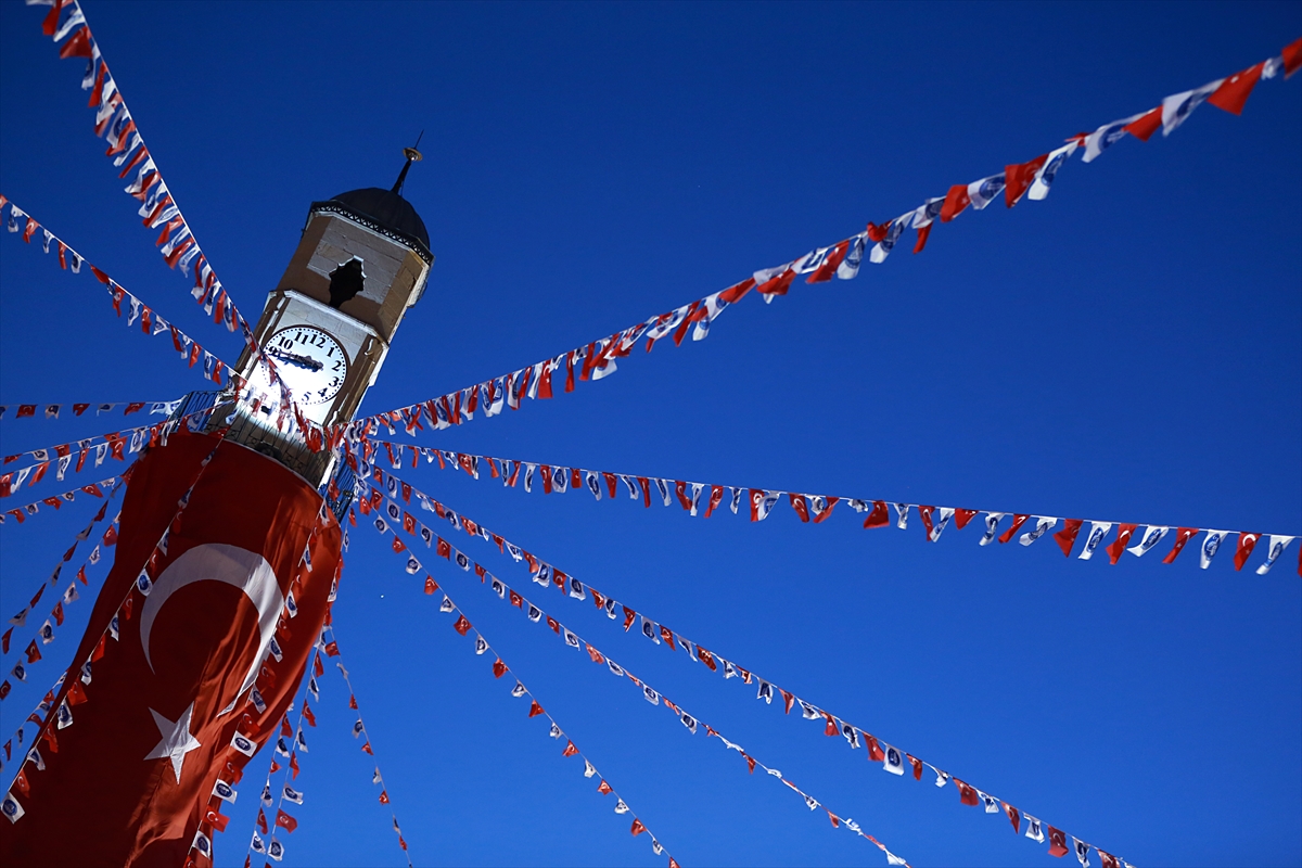 Türkiye'nin dört bir yanında millet sokaklarda! - 13