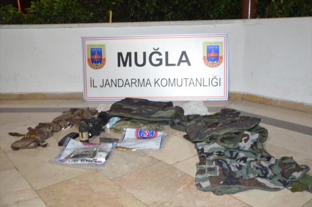 Marmaris'teki darbeciler mühimmatlarını bırakıp kaçtı - 8