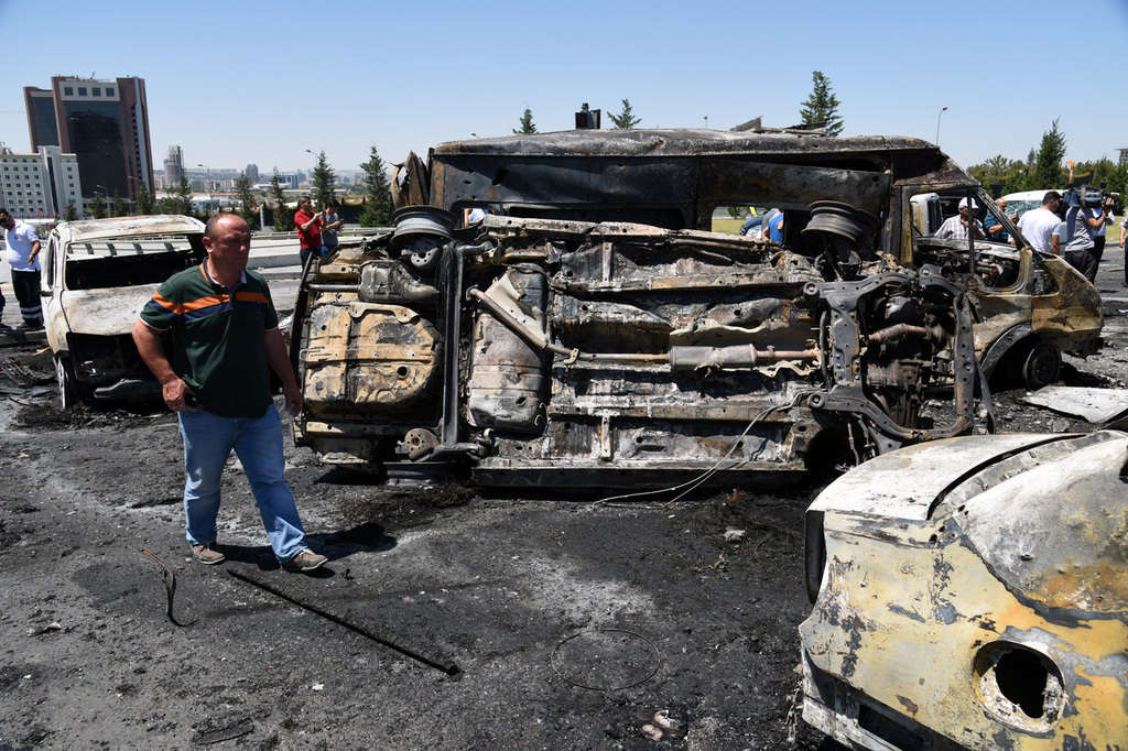 Cumhurbaşkanlığı Külliyesi'nde oluşan hasar - 858