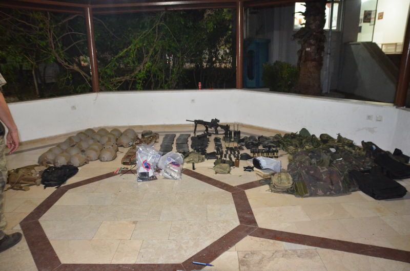 Otel baskınındaki silahlar bulundu - 30