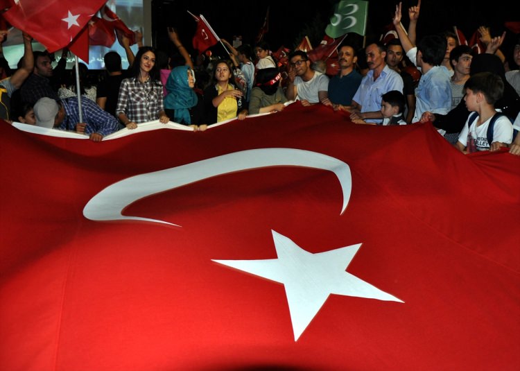 Darbecilere karşı nöbet sürüyor - 612