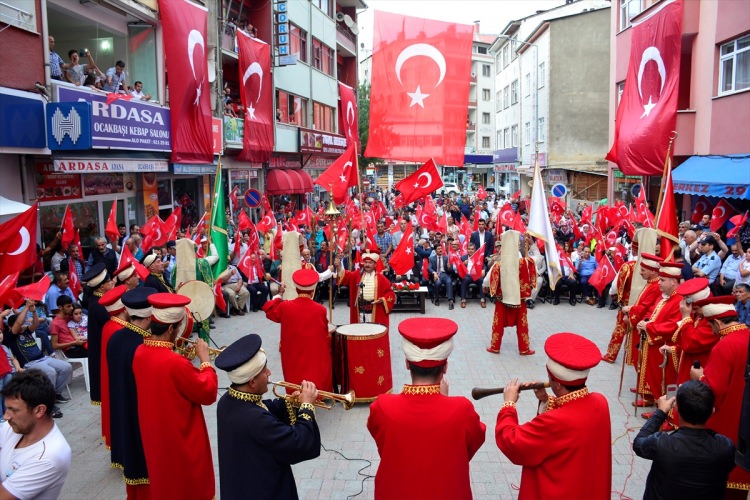 Darbecilere karşı nöbet sürüyor - 885