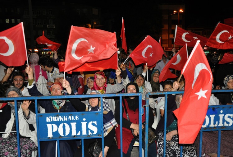 Darbecilere karşı nöbet sürüyor - 789