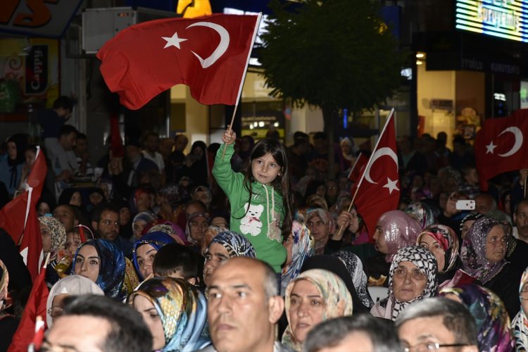 Darbecilere karşı nöbet sürüyor - 815