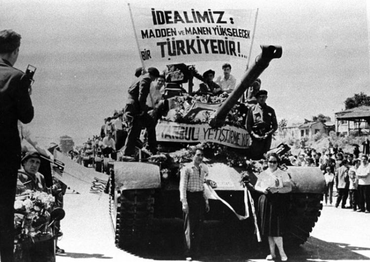 Türkiye siyaseti ve darbeler - 22