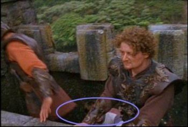 Şaşırtan film ve dizi hataları - 38