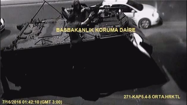 15 Temmuz gecesi Başbakanlıkta yaşananlar - 13