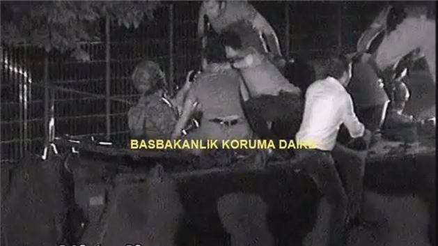 15 Temmuz gecesi Başbakanlıkta yaşananlar - 15