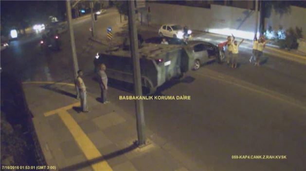 15 Temmuz gecesi Başbakanlıkta yaşananlar - 17