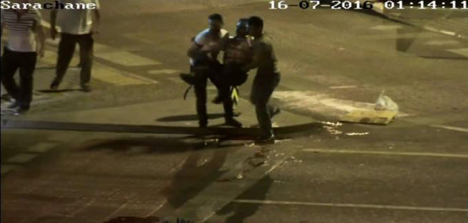 Cuntacılar İBB önünde vatandaşa böyle kurşun yağdırdı - 607