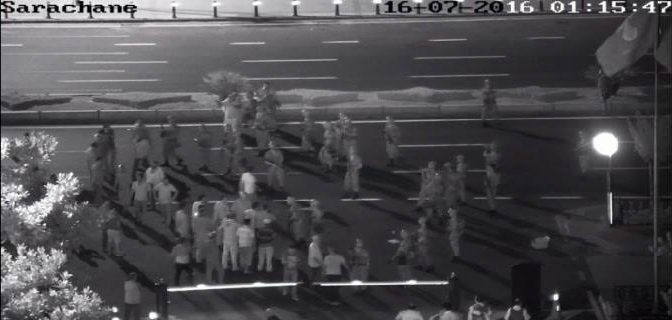 Cuntacılar İBB önünde vatandaşa böyle kurşun yağdırdı - 780