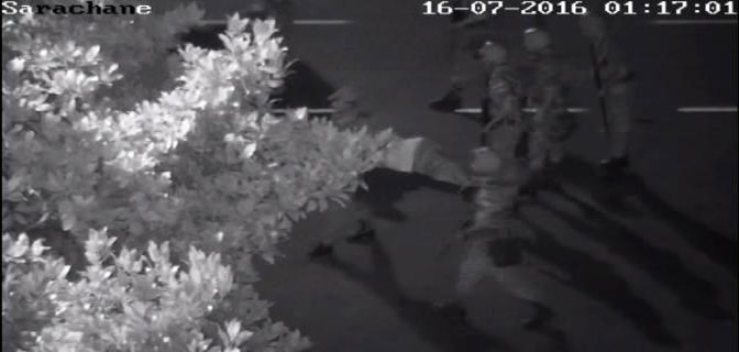 Cuntacılar İBB önünde vatandaşa böyle kurşun yağdırdı - 938