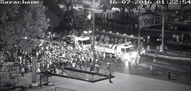 Cuntacılar İBB önünde vatandaşa böyle kurşun yağdırdı - 527