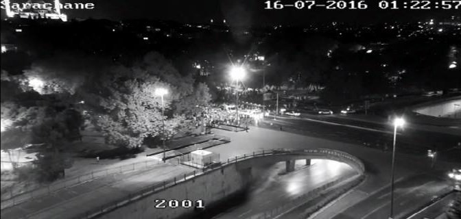 Cuntacılar İBB önünde vatandaşa böyle kurşun yağdırdı - 840