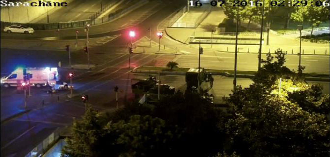 Cuntacılar İBB önünde vatandaşa böyle kurşun yağdırdı - 663