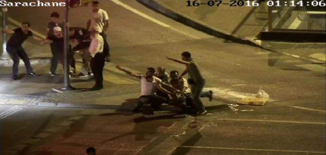 Cuntacılar İBB önünde vatandaşa böyle kurşun yağdırdı - 707